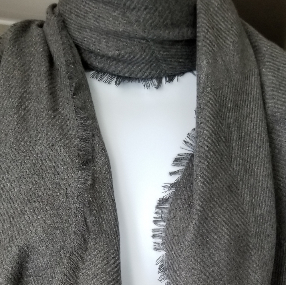 Collection 18 Oversized Textured Gray Wrap - Picture 3 of 5